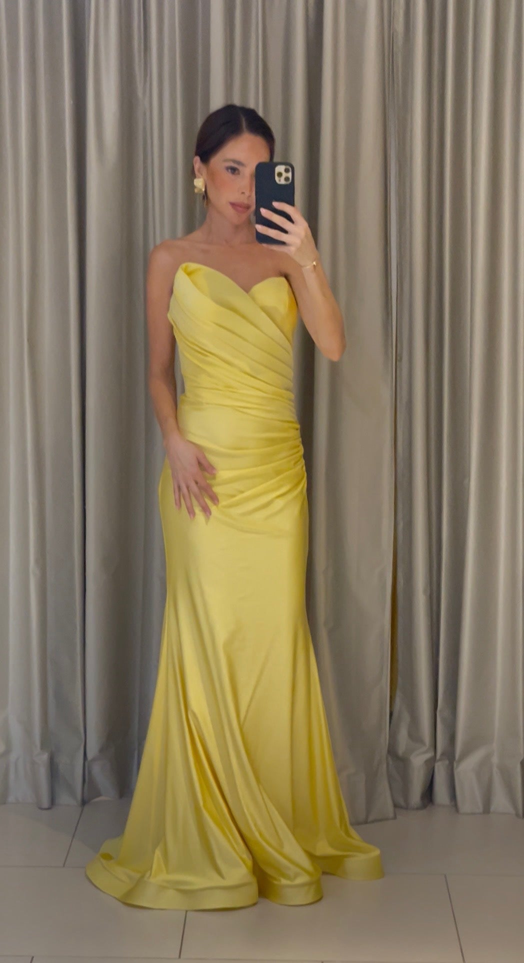 BUTTER YELLOW